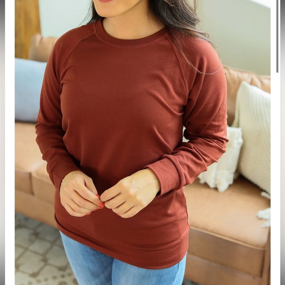 Lightweight Pullover